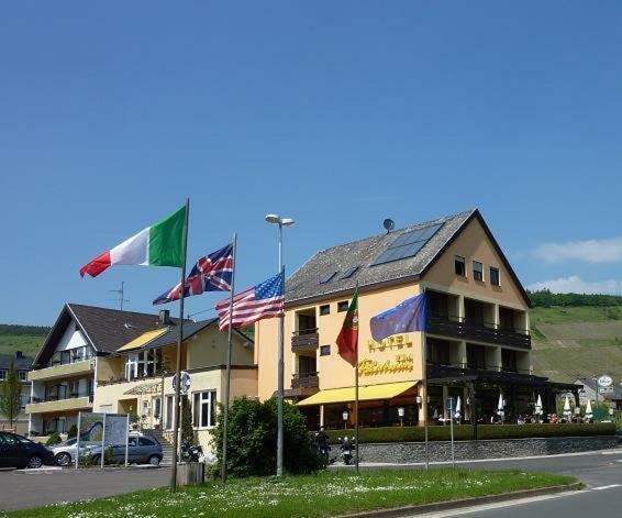 Hotel Zum Faehrturm Mehring  Bagian luar foto