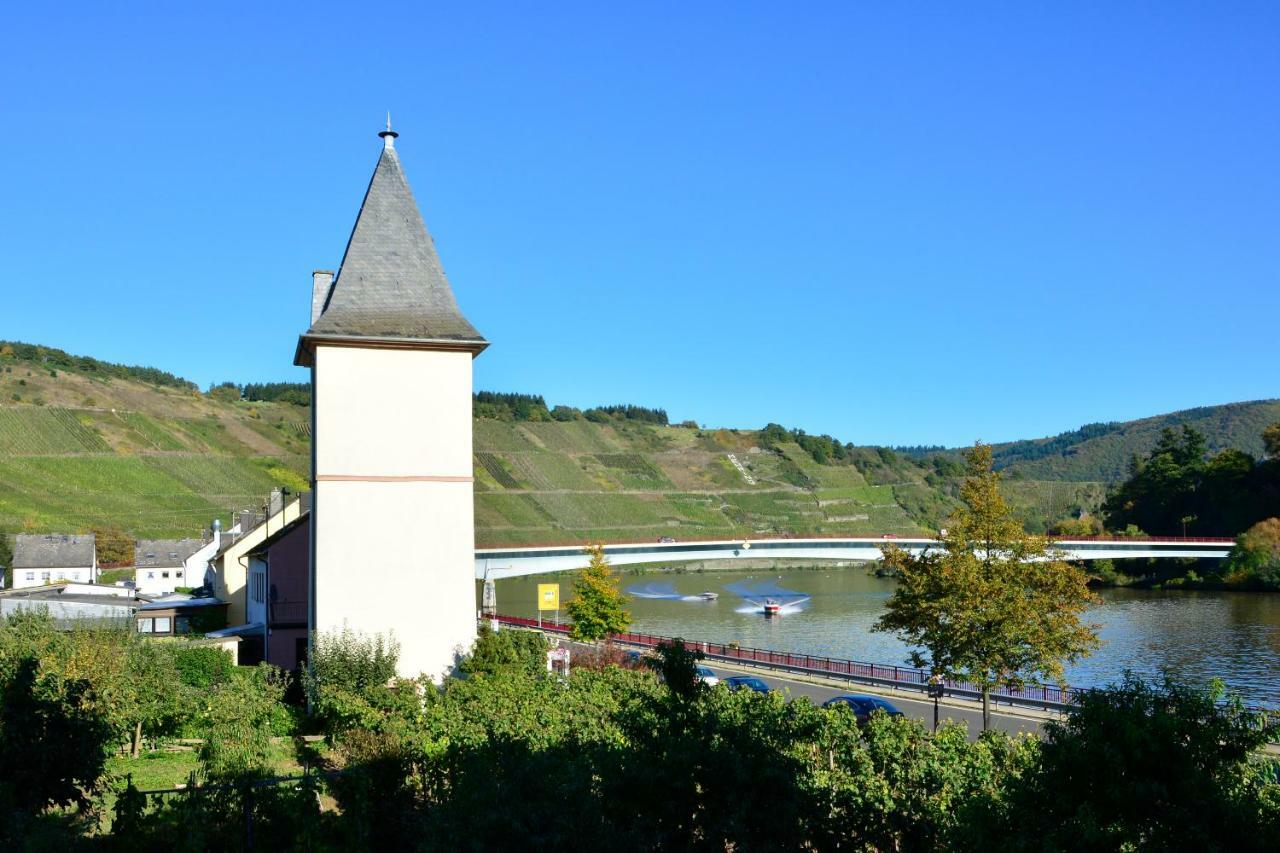 Hotel Zum Faehrturm Mehring  Bagian luar foto